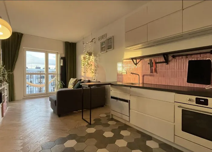 Cozy With Balcony Near Chopin Airport * Varšava